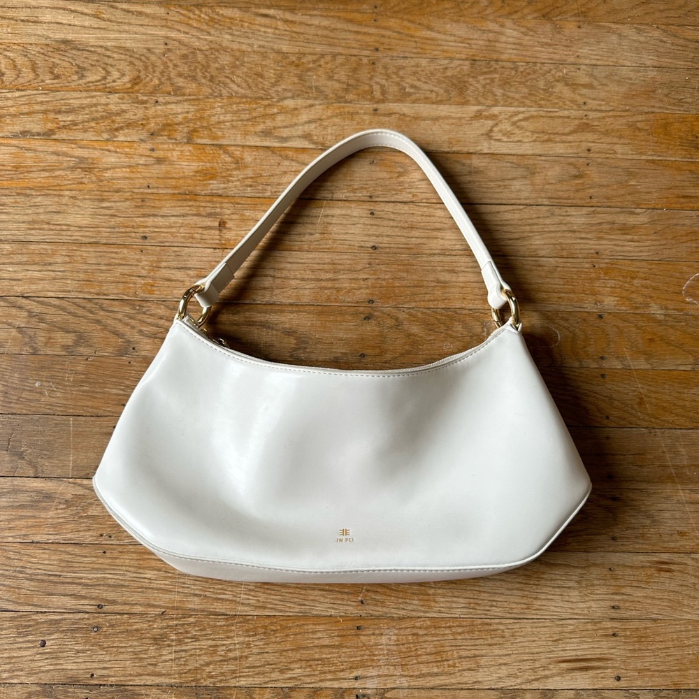 JW PEI bag.